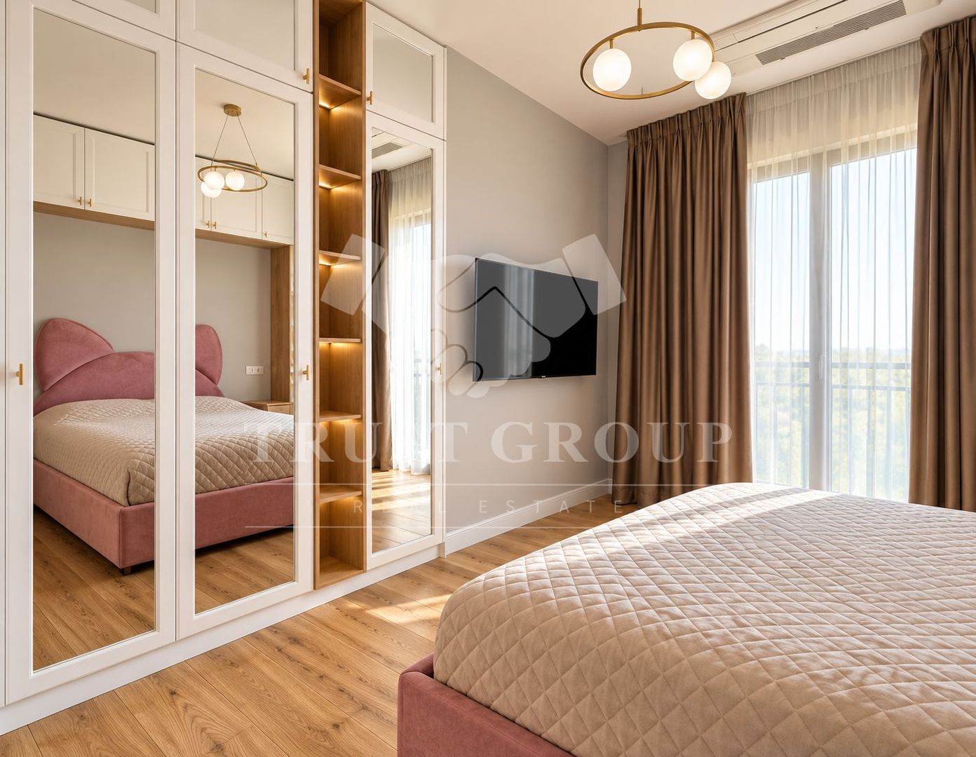 Apartament premium 5 camere Dacia | 176 mp utili+Terasa46mp| 2 locuri de parcare - Poză 19