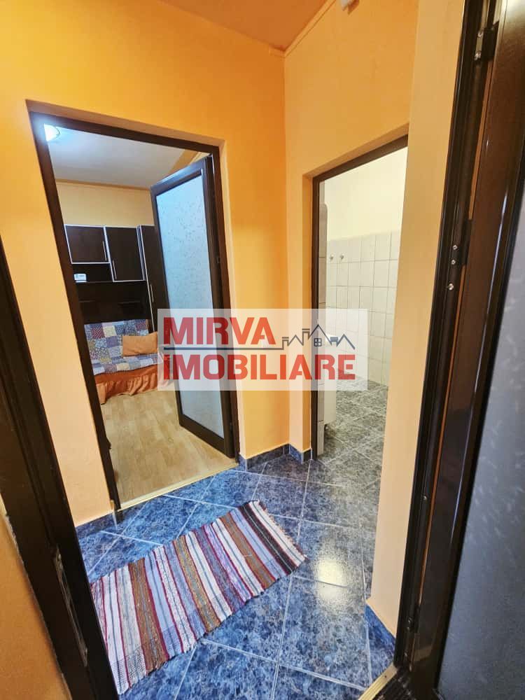 Casă 3 camere de închiriat, zona Centrală–ideală pentru salon/birouri - Poză 9