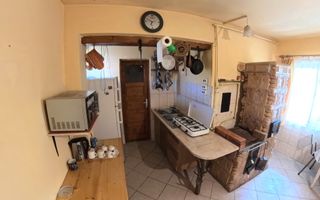 Casă 2 camere + teren 1700 mp - zona Platoul Cornești, str. Trebely - Poză 5