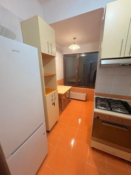 Ap 3 camere cu boxa, loc parcare pe sos. Chitilei/ scoala Costeasca - Poză 7