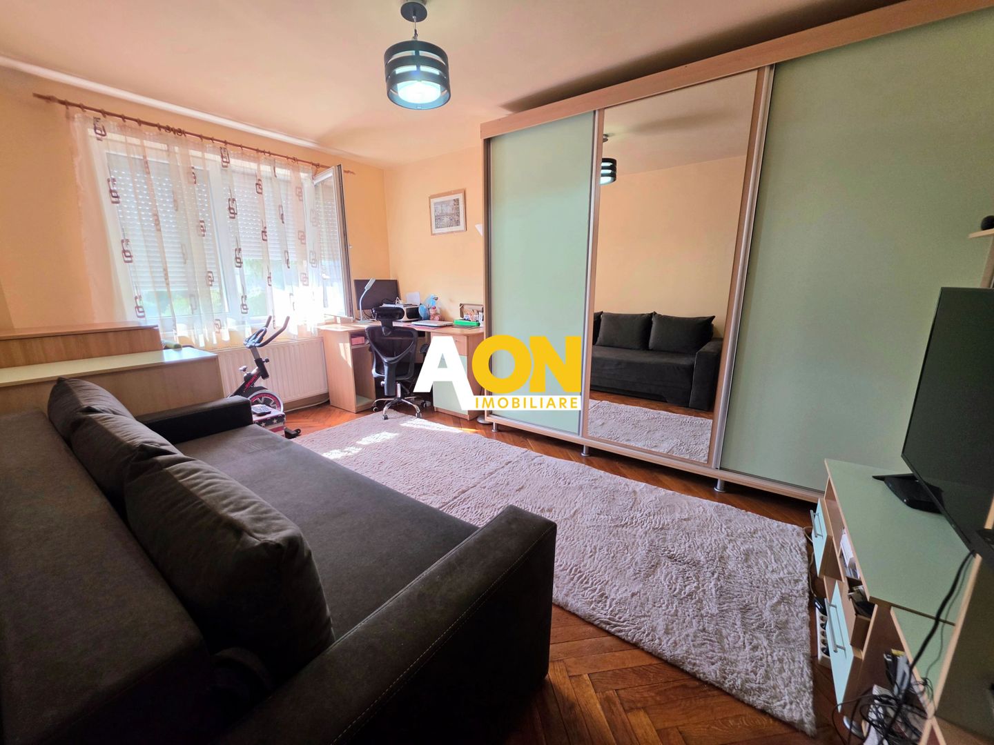 Apartament 2 Camere Decomandat, Strada Closca, Foste Proprietati - Poză 3