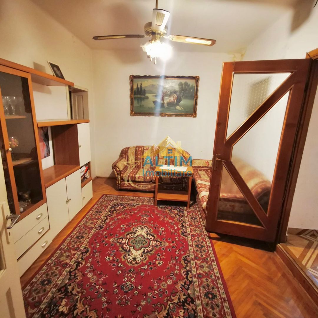 Apartament 4 camere zonă centrală, Brașov - Poză 1