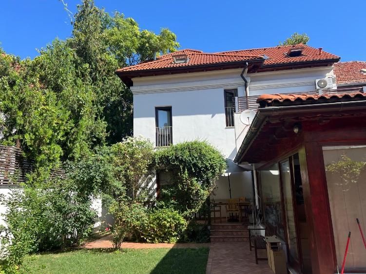 De inchiriat - Vilă superbă | Cotroceni | 8 camere terasă și grădină - Poză 9