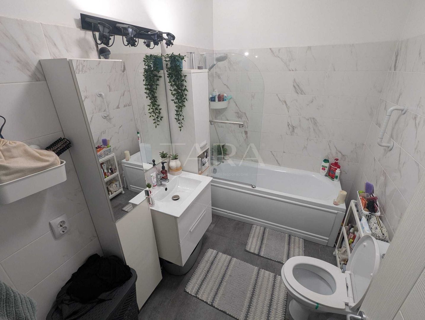 Apartament decomandat cu 2 camere, 56 mp, situat în Dâmbul Rotund - Poză 6