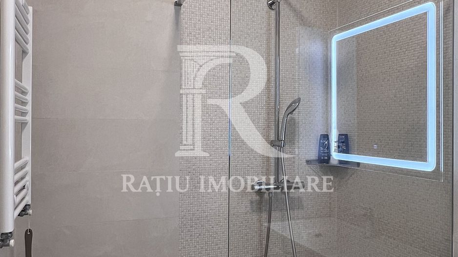 Penthouse cu Design Eclectic | Central | Panoramă Unică | Oradea - Poză 14