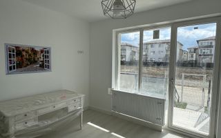 Apartament 3 camere de vânzare in Șelimbăr zona Pictor Brana - Poză 11