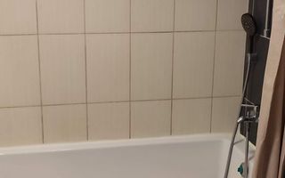 Inchiriez apartament 3 camere,piscina,foisor,vedere padure - Poză 7