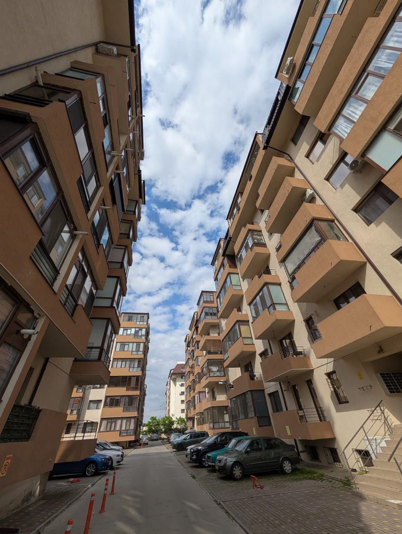 Vânzare Apartament 3 Camere Confort Urban Sălaj, Sector 5 București - Poză 1