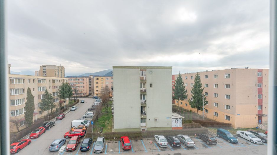 Garsoniera mobilata cu loc de parcare - Poză 11