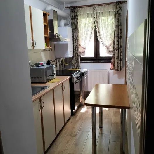 Apartament 2 camere, Central - Poză 1