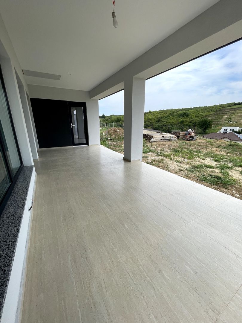 Casă modernă plan P – 750 mp teren – Săldăbagiu de Munte - Poză 14
