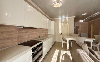 Apartament exclusivist cu 2 camere, loc de parcare - Poză 4