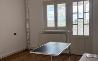 2 camere, centrala termica, et 4/10, Craiovita (Racheta) - 98 000 Euro - Poză 1