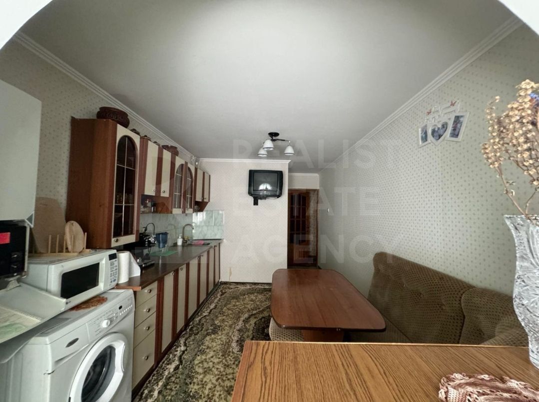 Vânzare, apartament amplasat pe strada 31 august or. Drochia - Poză 6