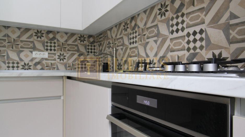 Zona Cora - Dumbravita, 5 camere + 2 bai. - Poză 8