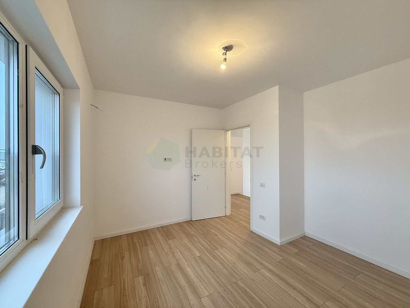 Vila individuala 4 camere | Scoala Americana | Pompa de caldura - Poză 8