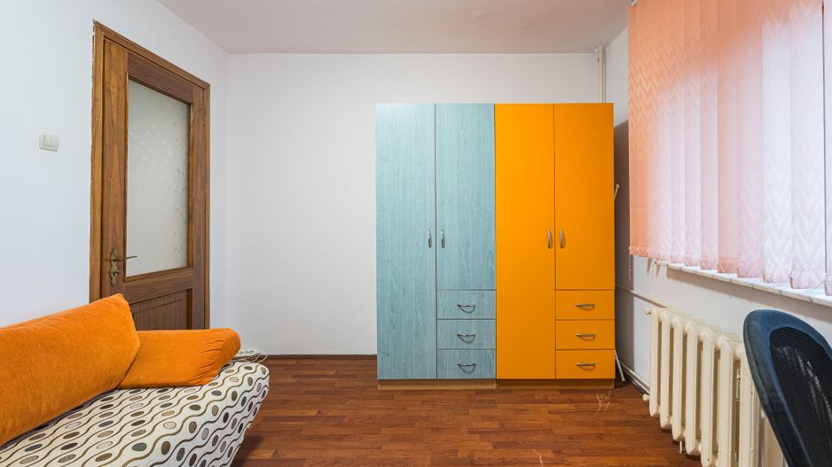 4 camere cu boiler, 13 Septembrie - Poză 17