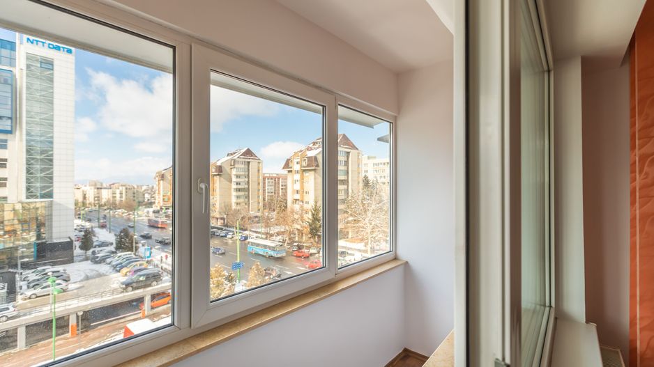 Oferta rezervata! Apartament Spațios de Închiriat | Centru Civic, Brașov - Poză 3