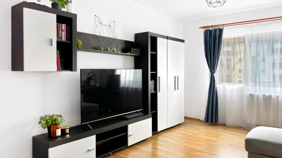 De vanzare | Decomandat 2 camere | Et 3 | Finisaje moderne | Soarelui - Poză 3