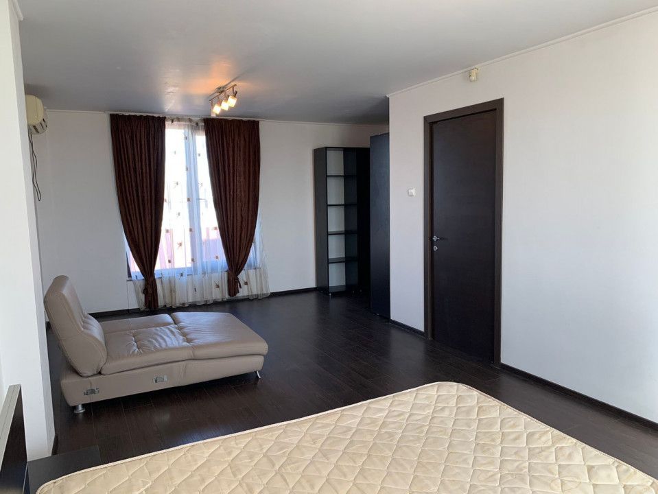 Inchiriere Penthouse zona Calea Bucuresti - Poză 11