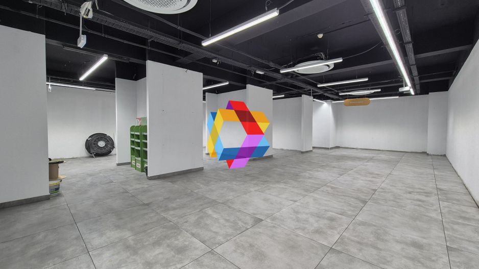 Spatiu comercial de inchiriat Brasov cu vad - 192 mp - Poză 1