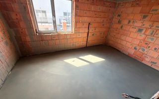 CASA TRIPLEX, TOATE UTILITATILE, INCALZIRE PARDOSEALA, COMISION 0% - Poză 4