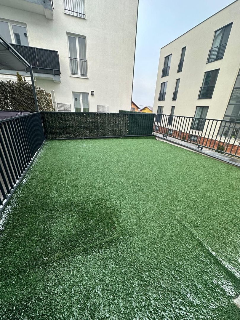Apartament decomandat 2 camere Superfinisat cu Parcare - Poză 1