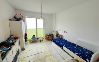 Apartament modern cu 4 camere, terasă panoramică de 38 mp. - Poză 4