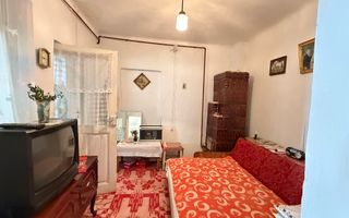 Casa singura in curte la 2 pasi de Calea Calarasilor - Poză 8