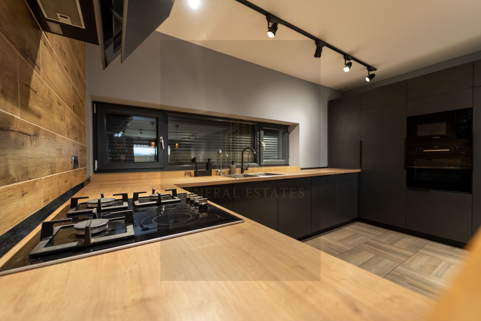 Casa tip Duplex in Critian, Brasov - Poză 7