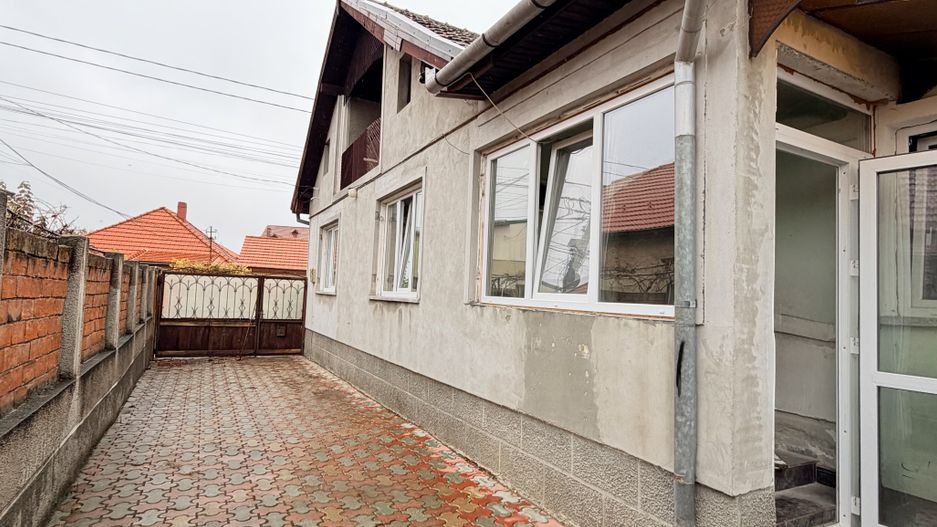 De vanzare imobil in zona Centrala - Mircea cel Bătrân - Poză 1