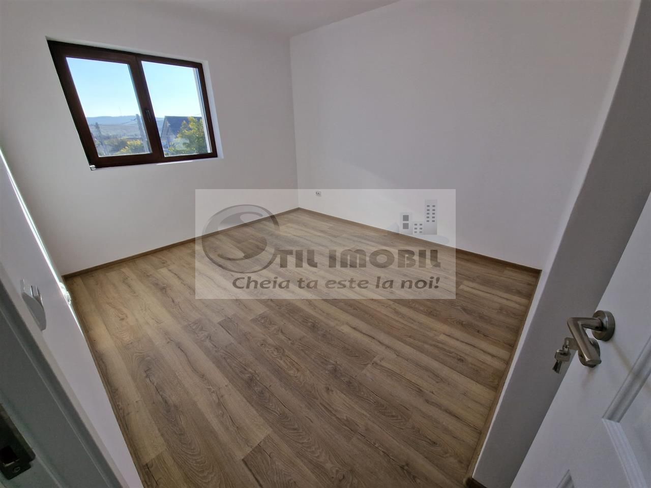 Apartament 2 cam INTABULAT luxcapat CUG zona vile - Poză 7
