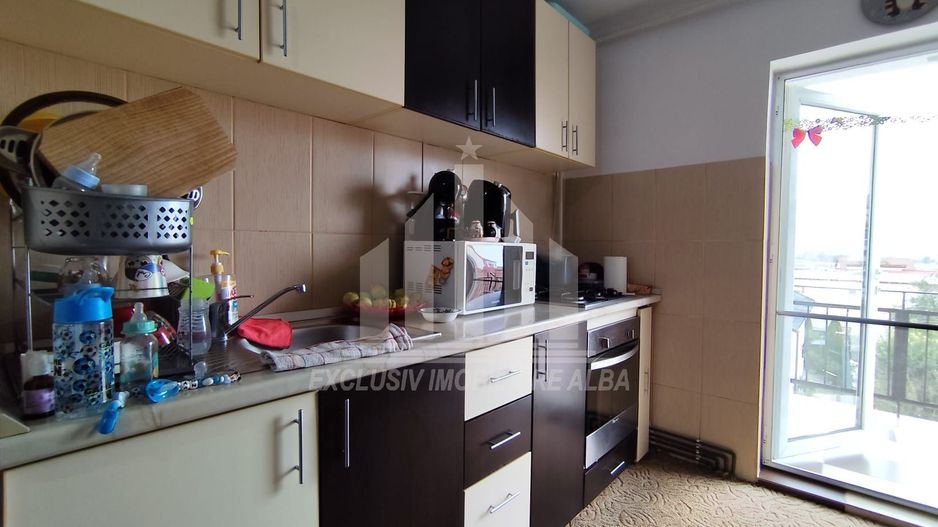 Apartament cu 2 camere decomandate, Ampoi 2 - Poză 1