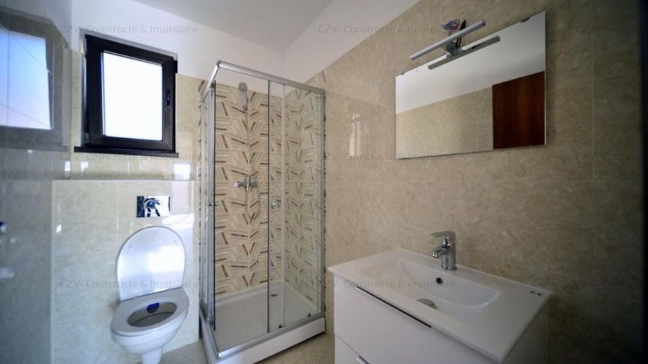 Predare la Cheie, Curte Amenajata, Toate Utilitatile in Uz - Poză 18