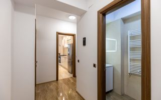 Coresi-Isaran apartament foarte spatios, 2 bai - Poză 6