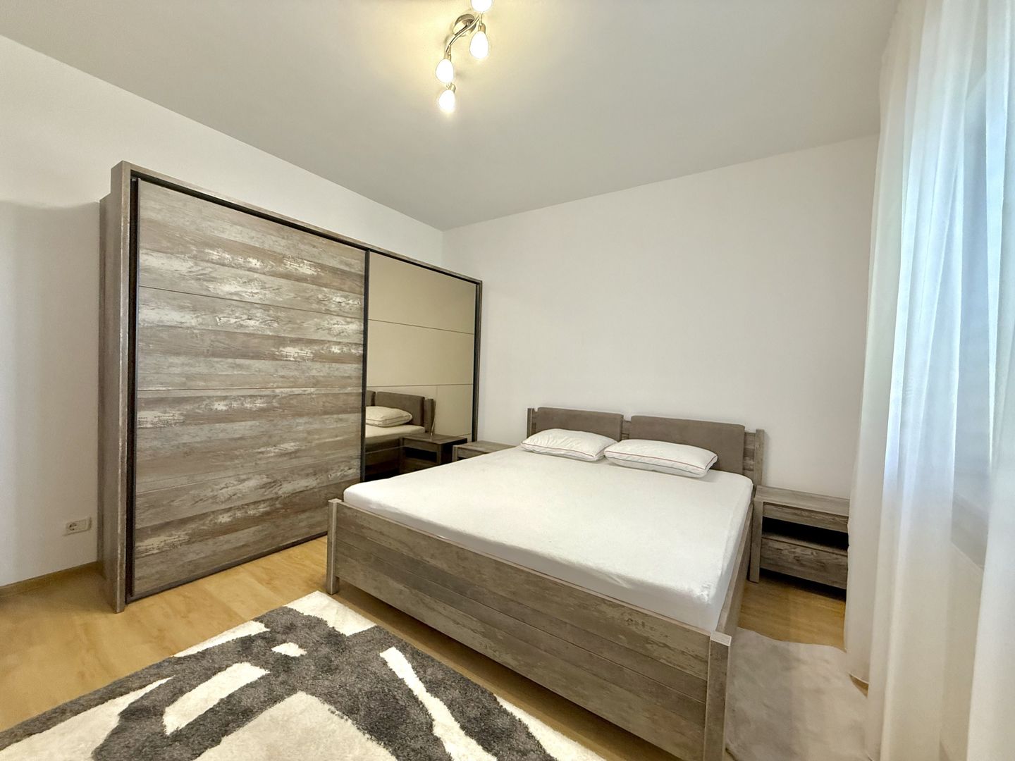 Casă tip triplex în zona centrală Dumbrăvița - Poză 19