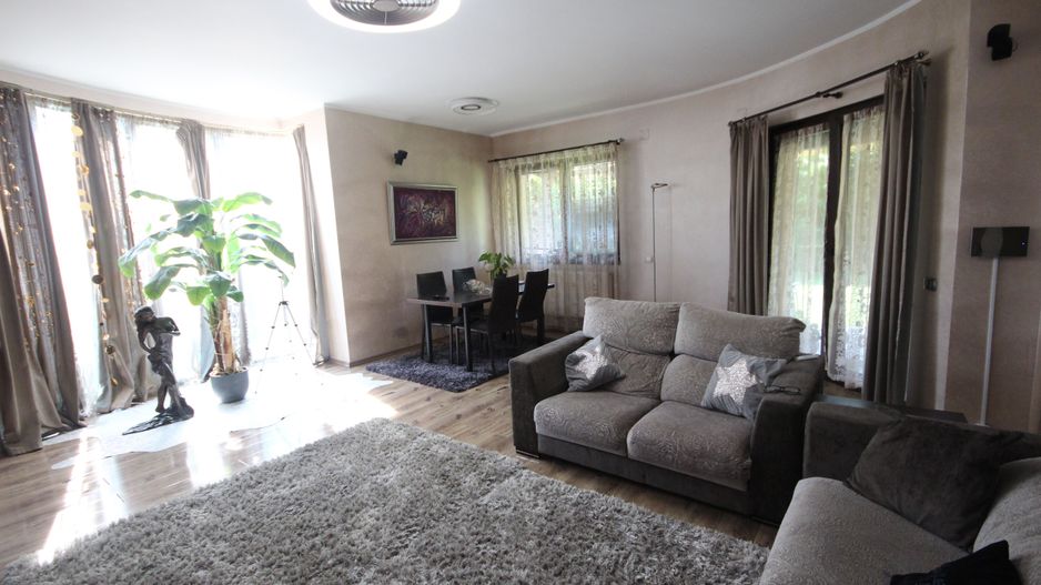 Ideala pentru o familie - Poză 1