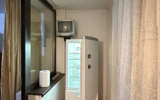 Garsonieră spațioasă de 32 mp de închiriat în Iași - Poză 3