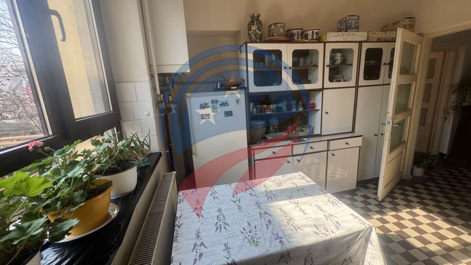 Casa zona Liceul Brancusi - Poză 2