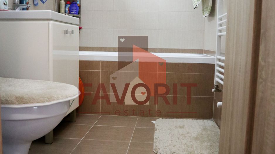 Bloc nou. Zona Buziasului . Langa noul stadion - Poză 12