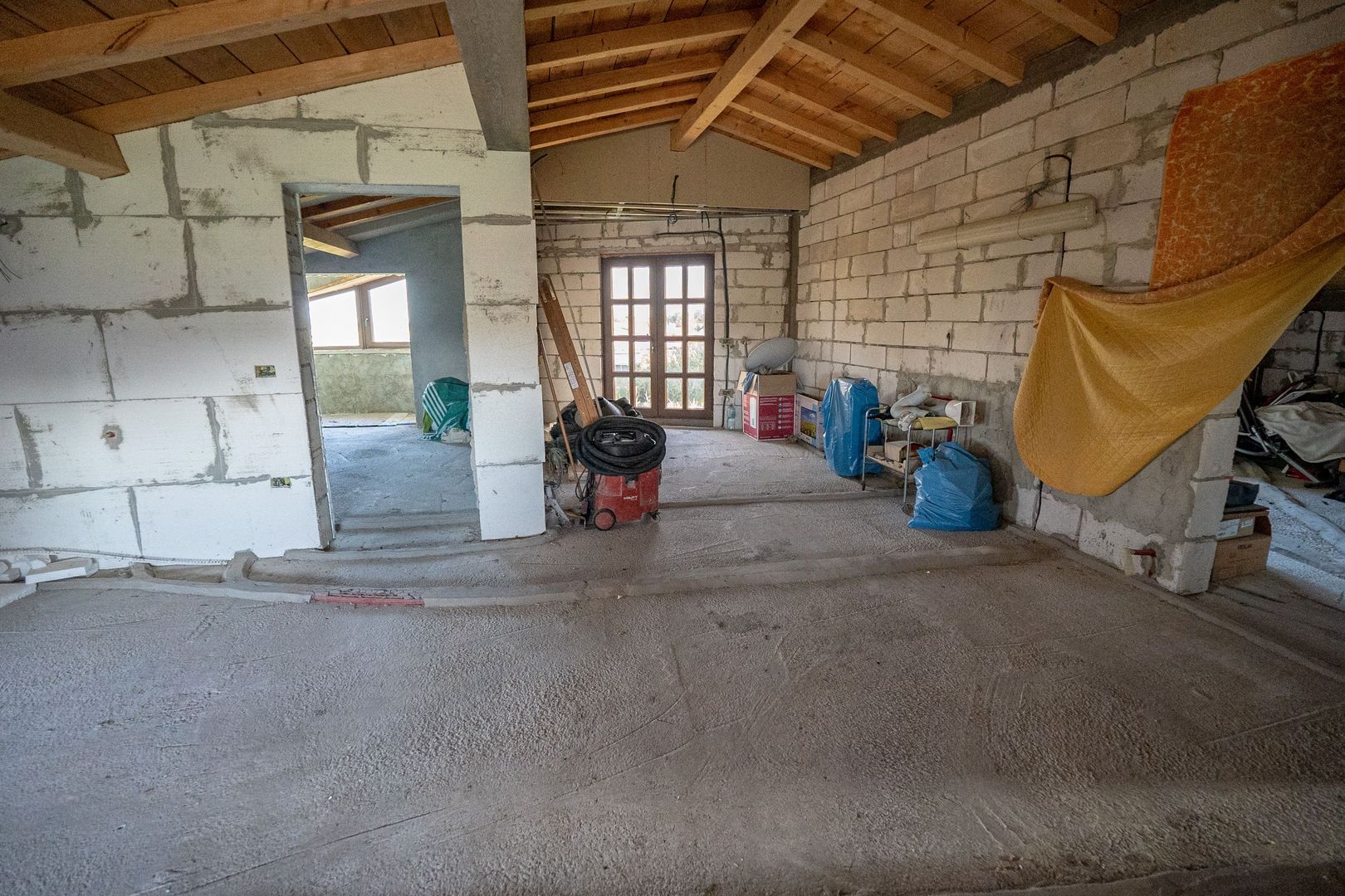 Casă de vânzare Furceni – 7 camere, teren 8.000 m - Poză 24