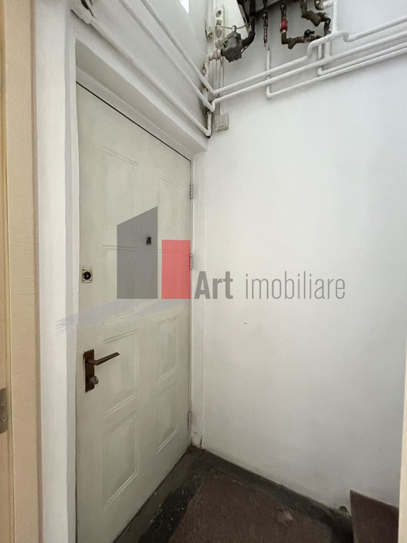 Apartament 2 camere/corp casa - zona Ultracentrala/Piata Romana - Poză 11