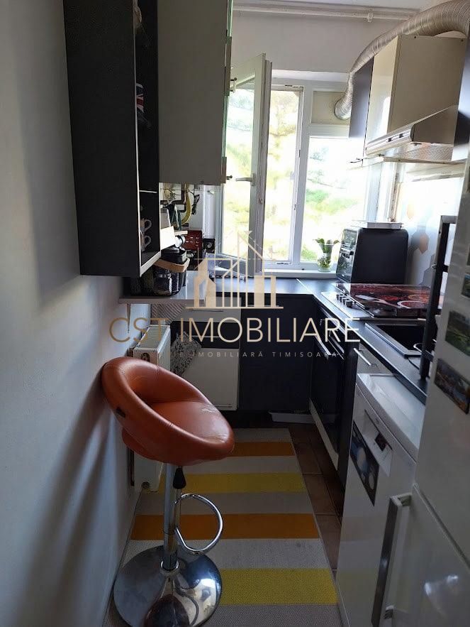 Aparatement 4 camere , Judetean - Poză 4