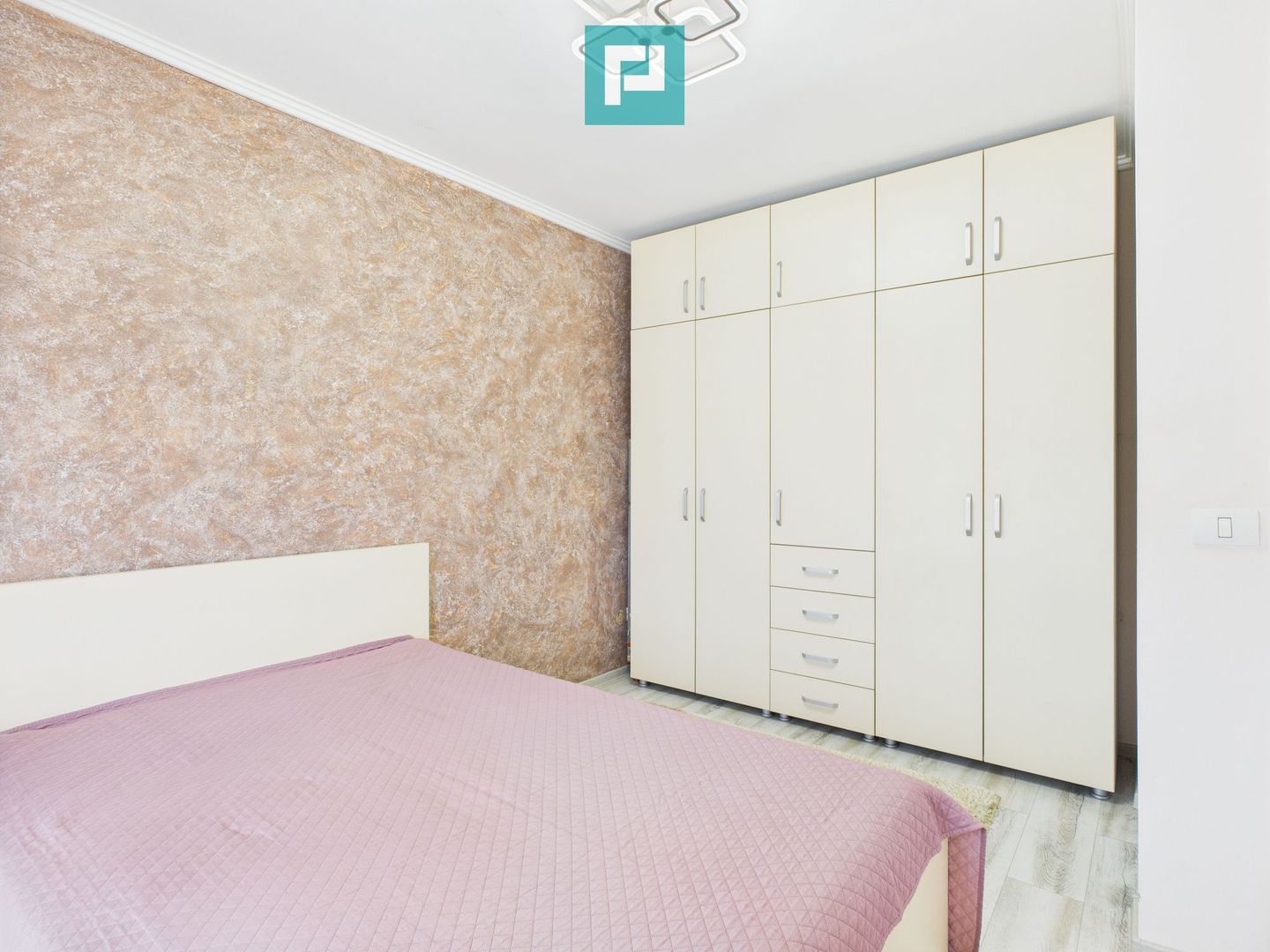 Apartament mobilat și utilat zona Universității - Poză 11