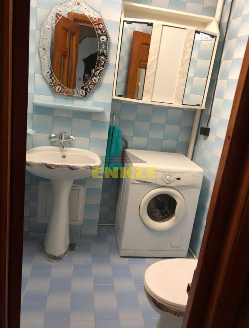 De închiriat apartament 4 camere, zona Marchian - Poză 8