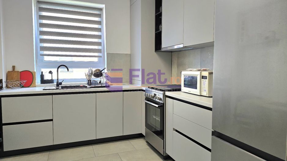 Zona Linistita Coresi Grandis Residence Camere - Poză 1