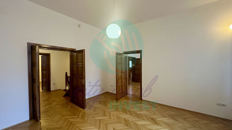 Casa eleganta si curte proprie de 71 mp in zona Plantelor - Poză 8