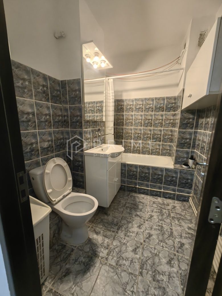Apartament cu 3 camere de închiriat - Poză 8