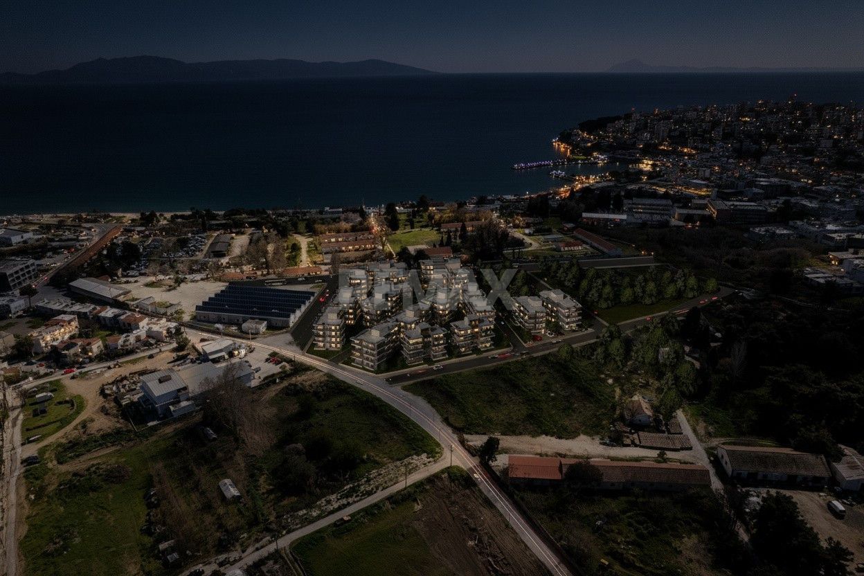 The Nea Polis Phos, Kavala, Grecia - Poză 12