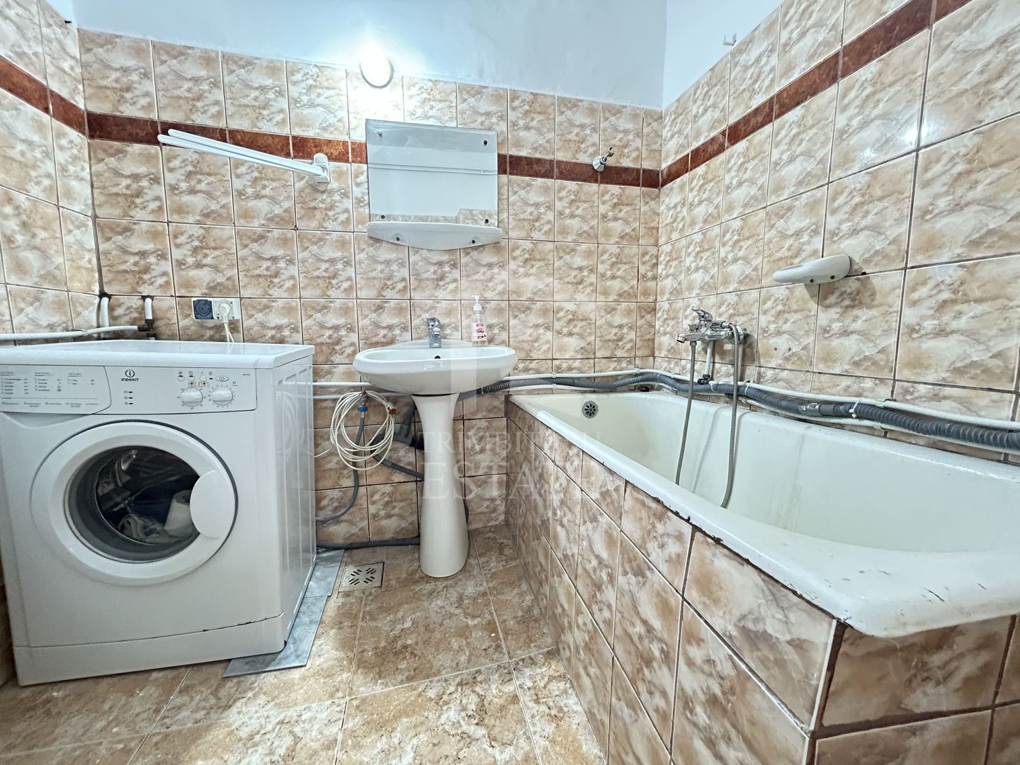 Casa 3 camere - Delfinariu - toate utilitatile - Poză 7